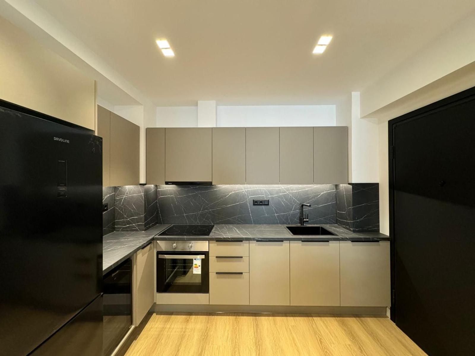 PORTSTAY - COMPLEX N71