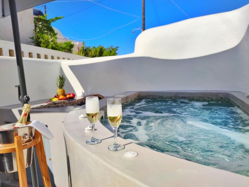 VOLCAN SECRET CAVE VILLA