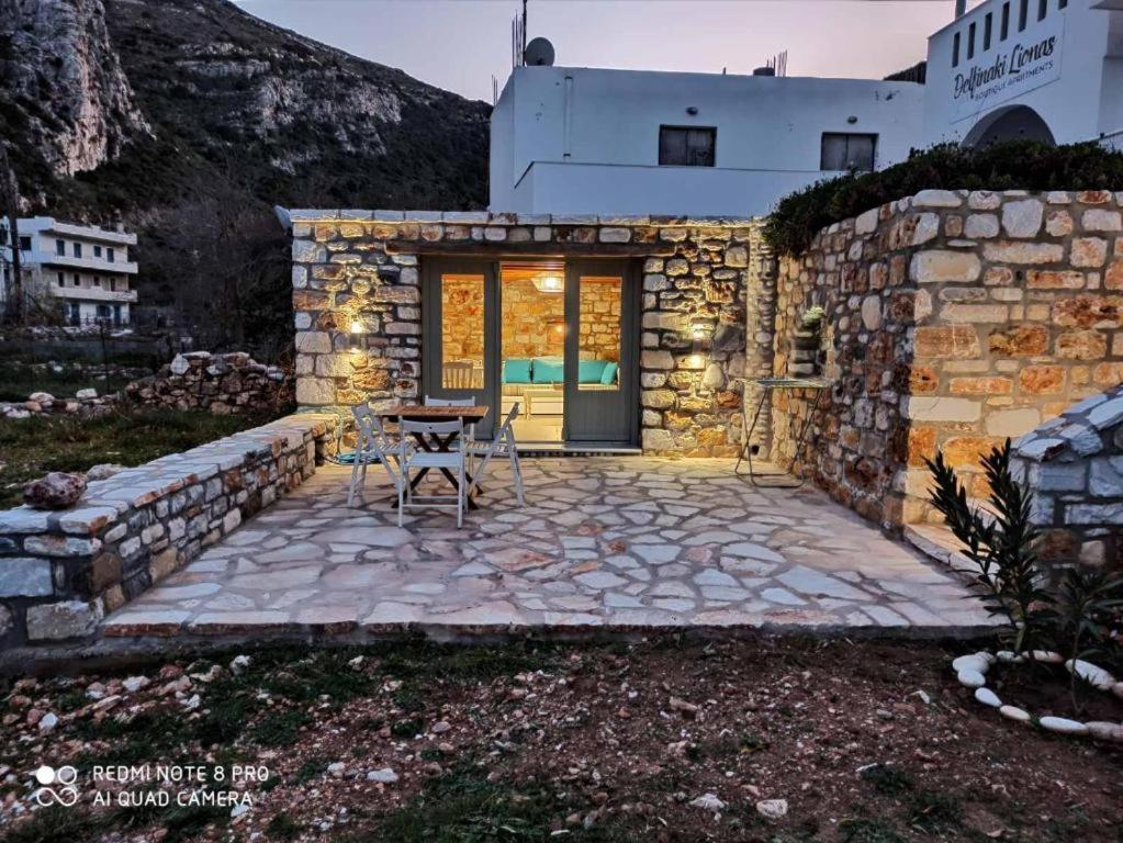DELFINAKI LIONAS BOUTIQUE APARTMENTS DELFINAKI LIONAS BOUTIQUE APARTMENTS