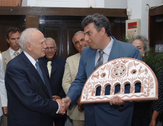 ΤΗΝΙΑΚΑ ΚΕΡΑΜΙΚΑ